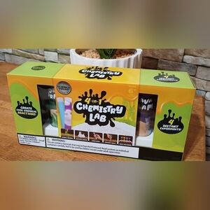 Kids 4-in-1‎ Chemistry Lab Kit